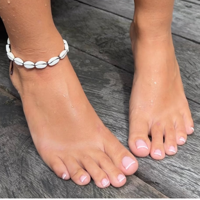 Cute Feet Arches creator
